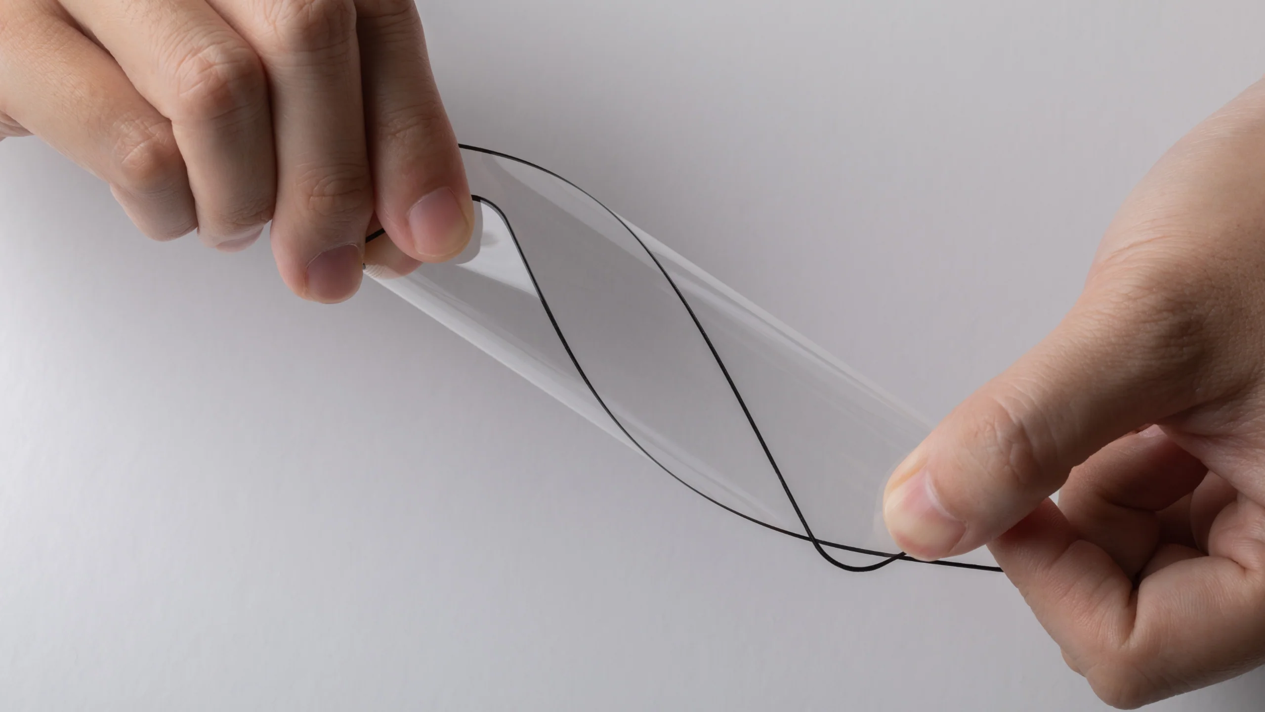 AirFoil Pro Anti-shatter Screen Protector - Image 5