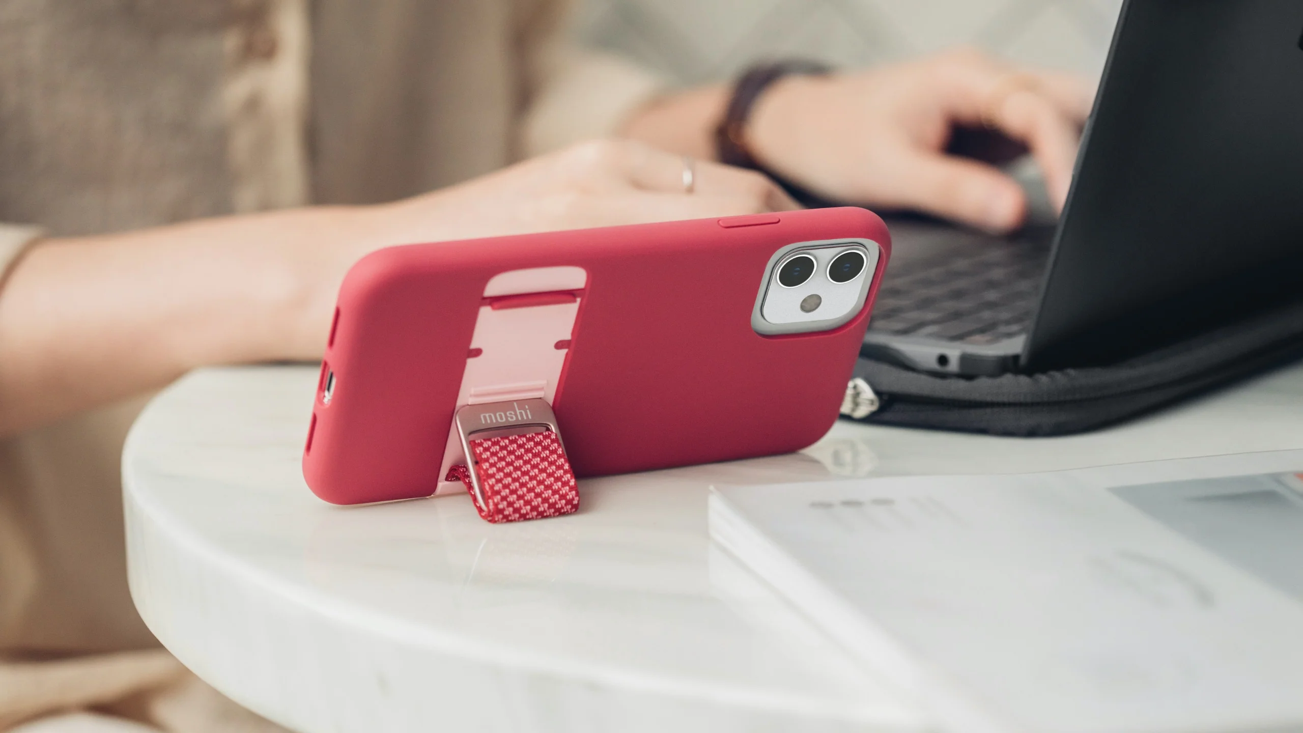 Capto Slim Case with MultiStrap - Image 34
