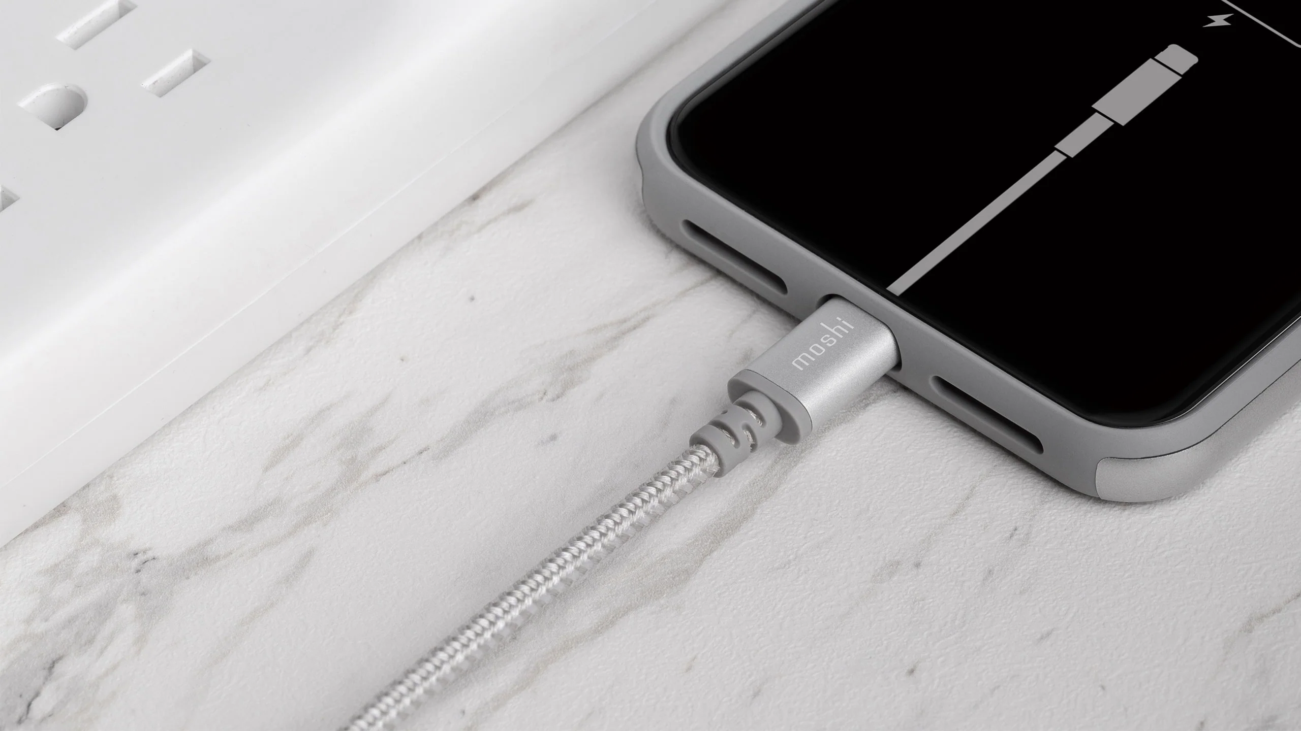 Integra USB-C charge/sync cable with Lightning connector - Image 14
