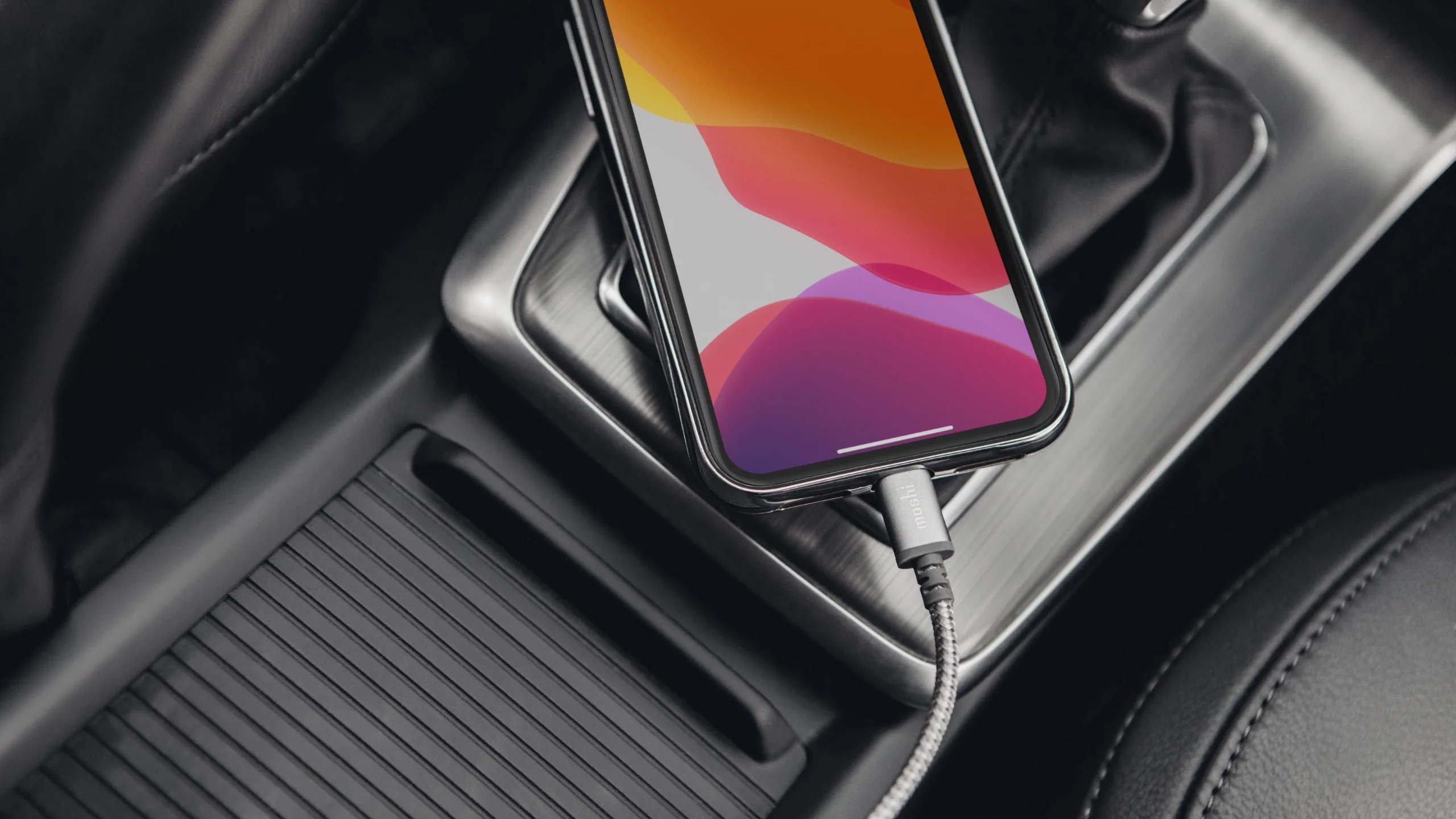 Integra USB-C charge/sync cable with Lightning connector - Image 3