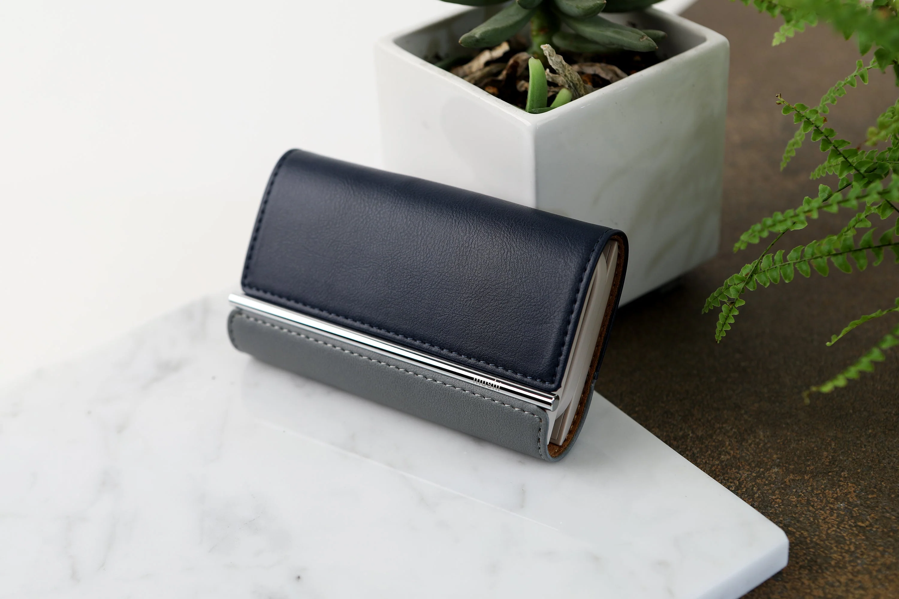 IonGo 5K Duo with USB-C to Lightning Cable - Image 4