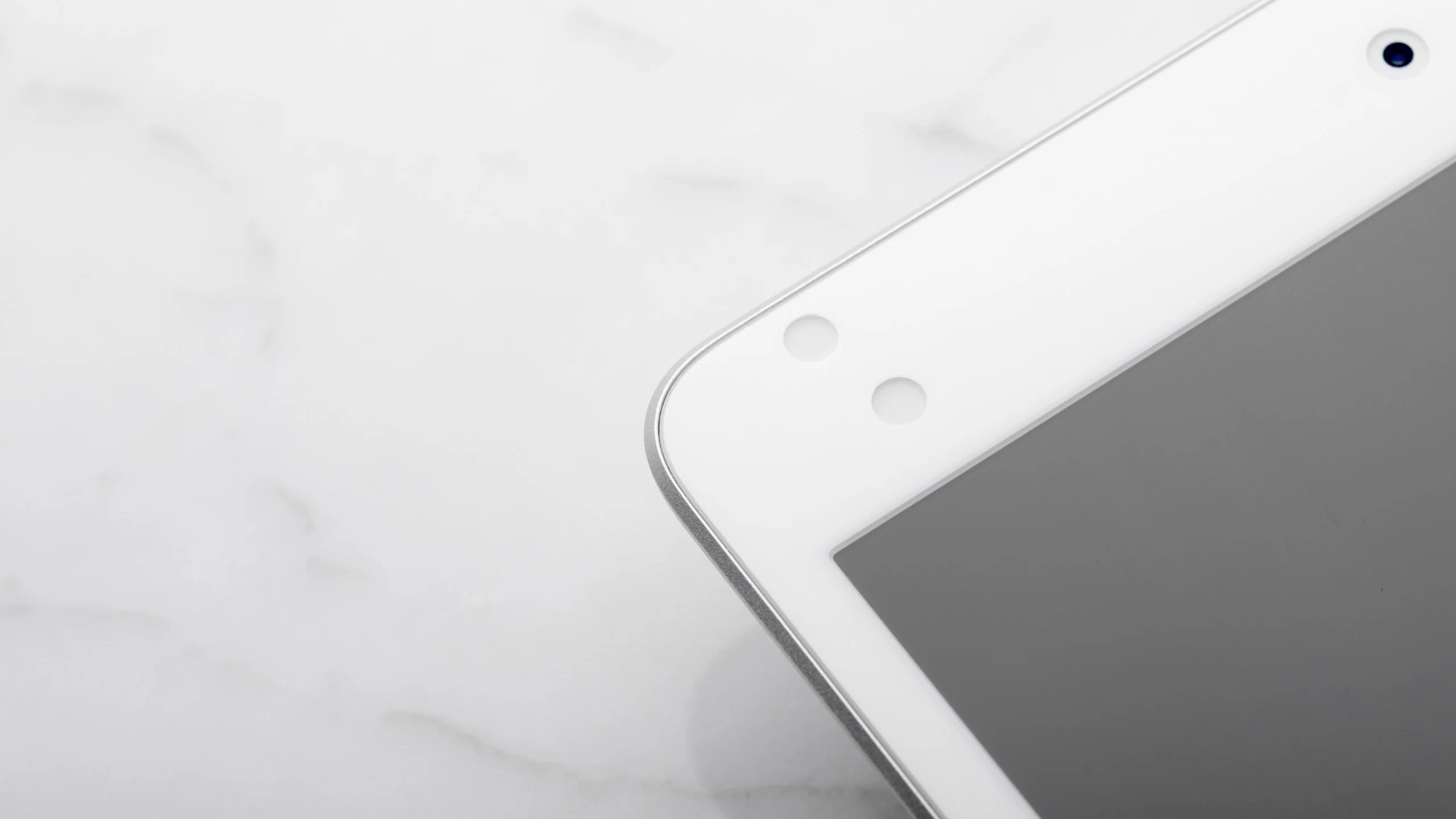 iVisor AG Anti-glare Screen Protector - Image 5