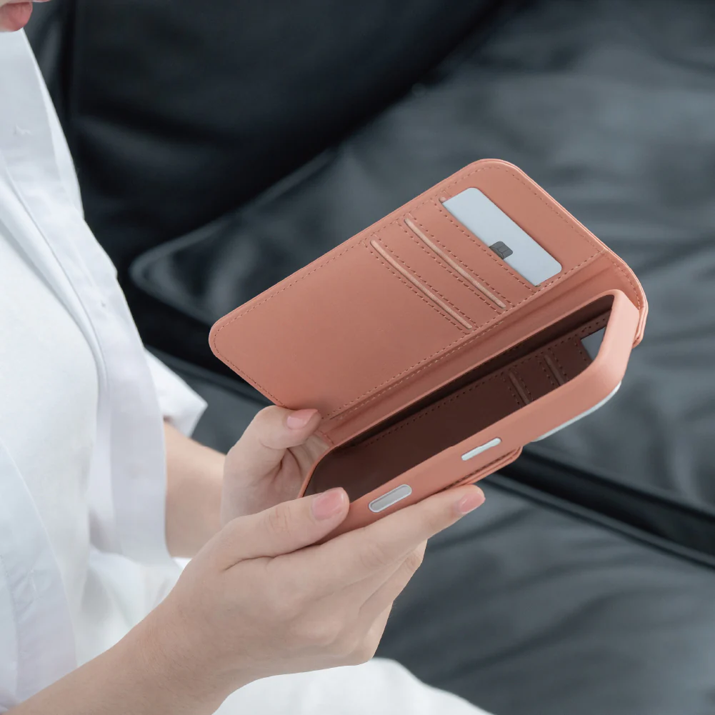 Overture Case with Detachable Magnetic Wallet - Image 3