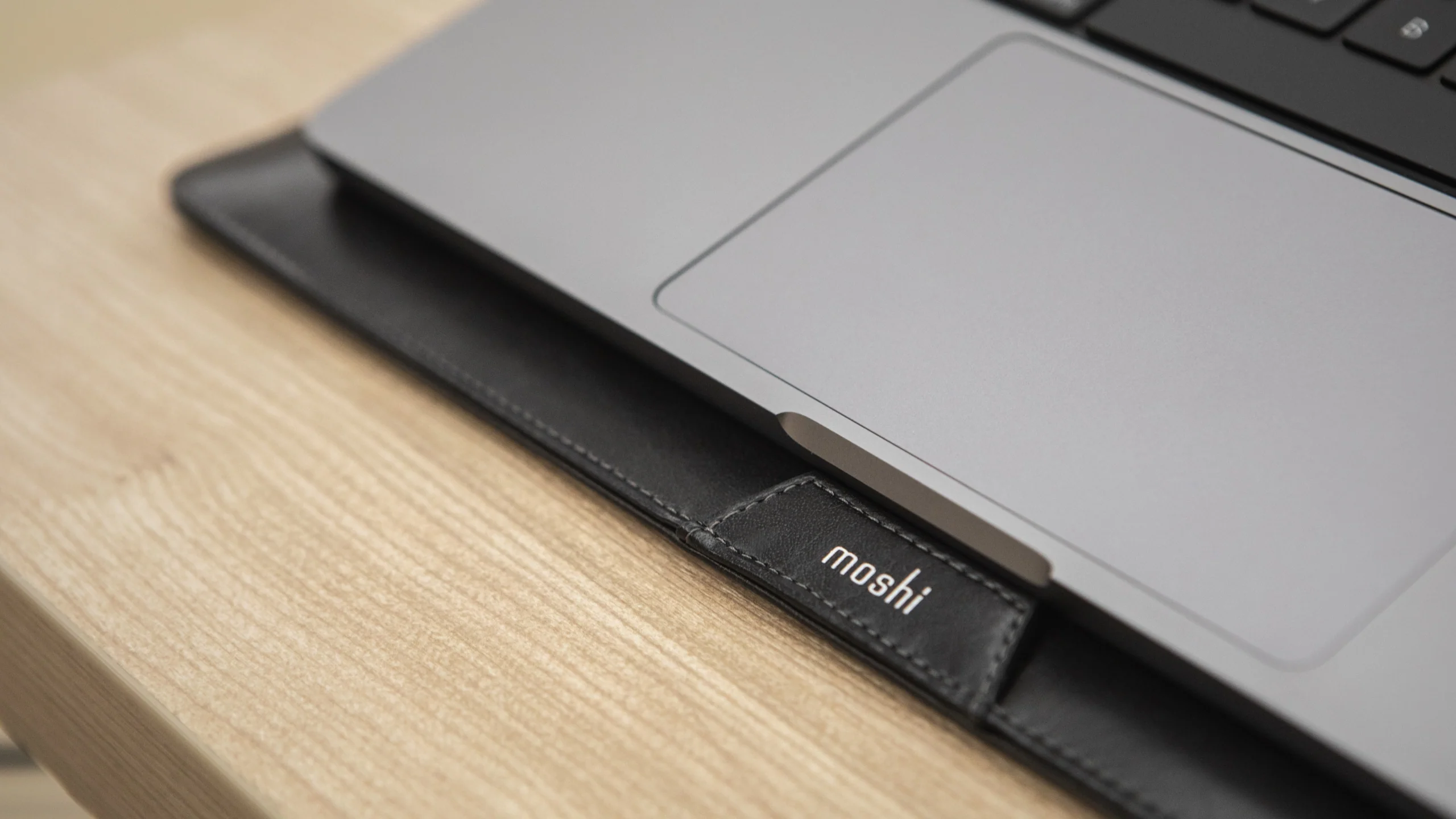 Muse 3-in-1 Slim Laptop Sleeve - Image 12