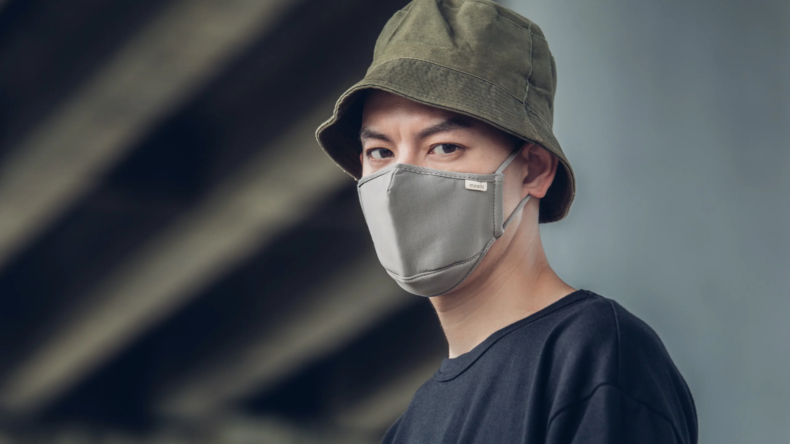 OmniGuard™ Mask with 3 replaceable Nanohedron™ filters - Image 24
