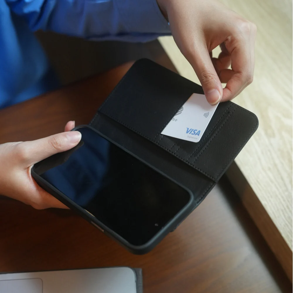 Overture Case with Detachable Wallet (MagSafe) - Image 5