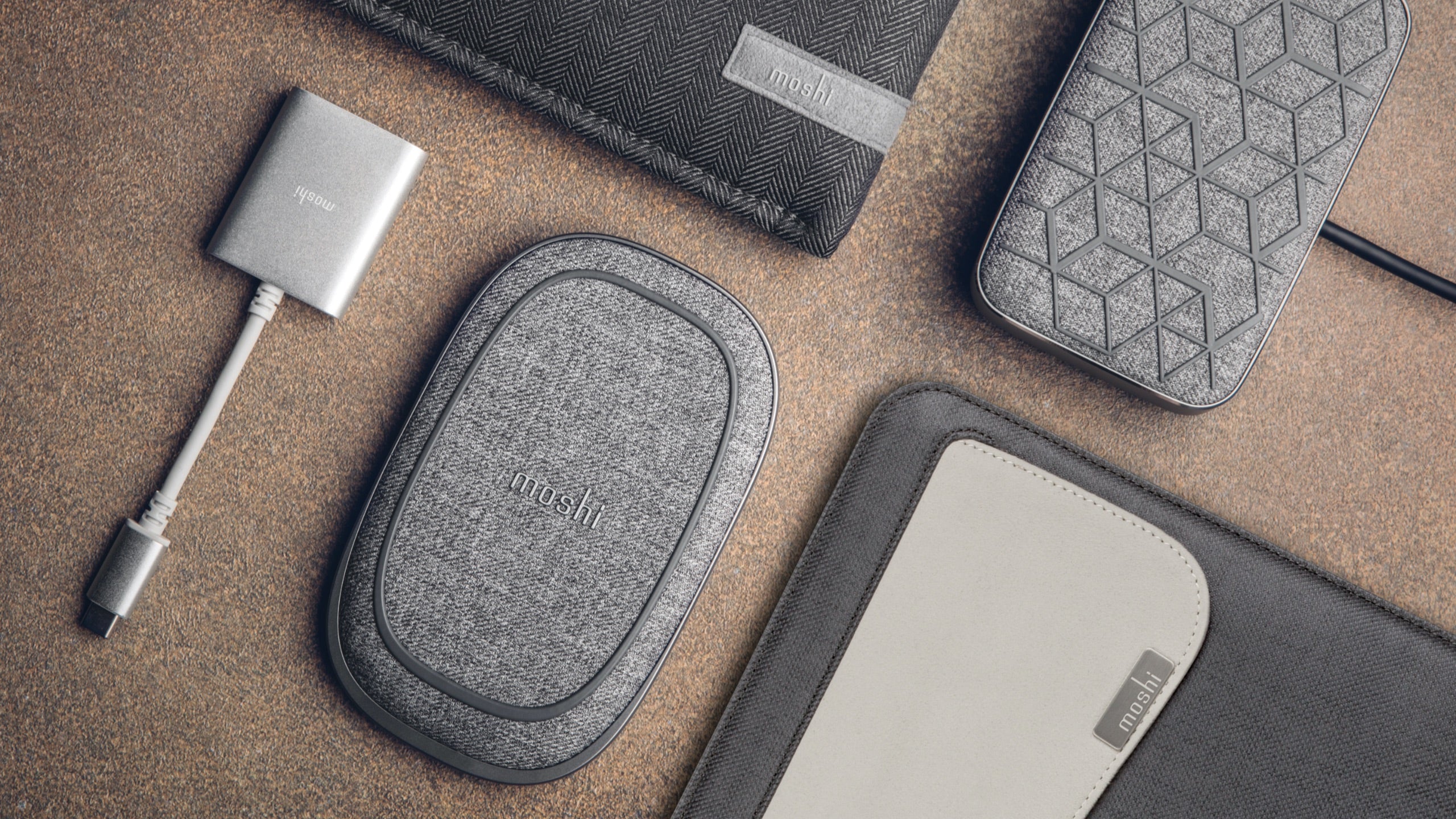 Porto Q 5K Portable Battery with Built-in Wireless Charger - Image 6