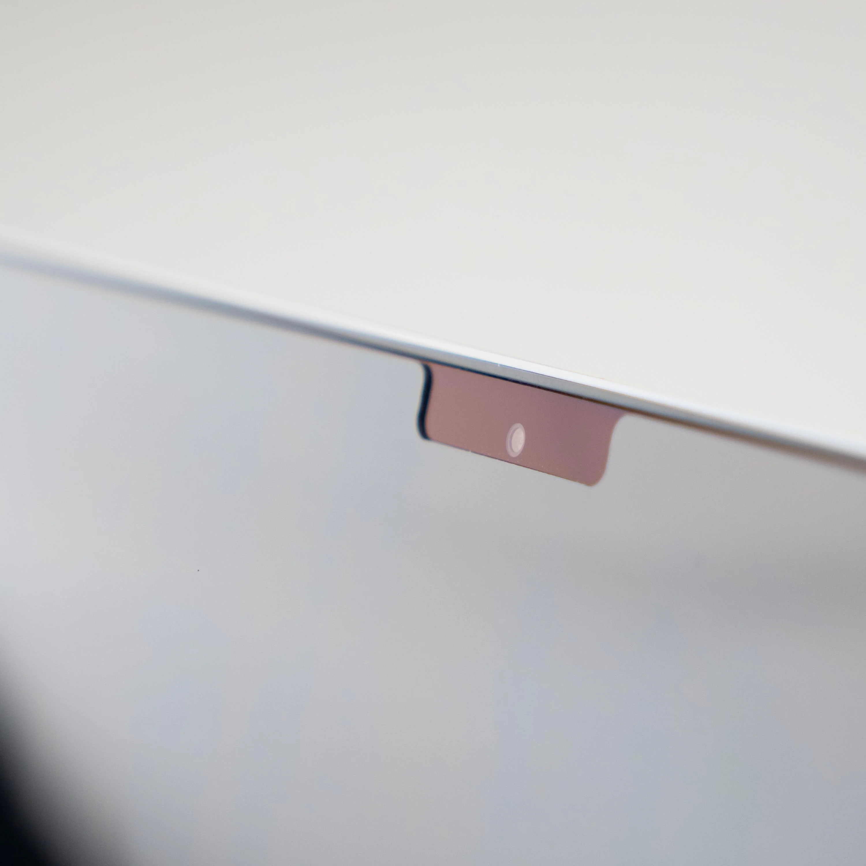 Umbra Privacy Screen Protector - Image 25