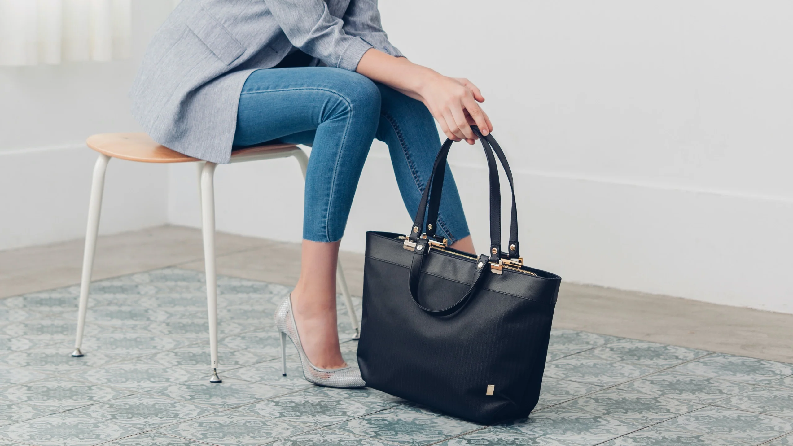 Verana Tote Work Bag - Image 5