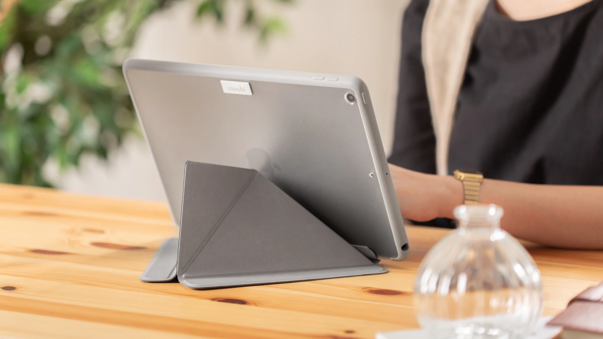 VersaCover Case with Folding Cover - Image 78