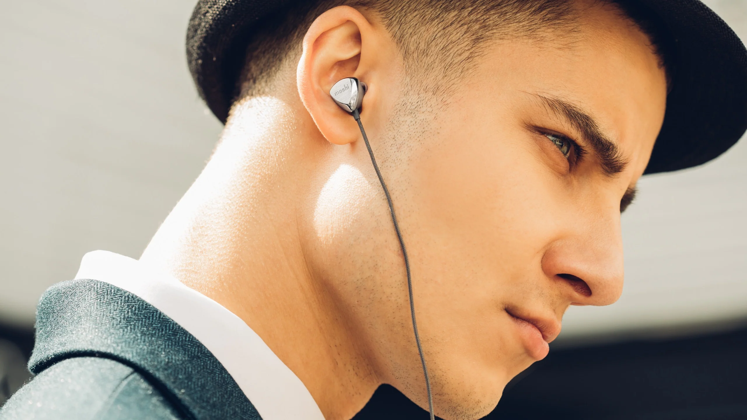 Vortex 2 Earbuds with Mic - Image 3